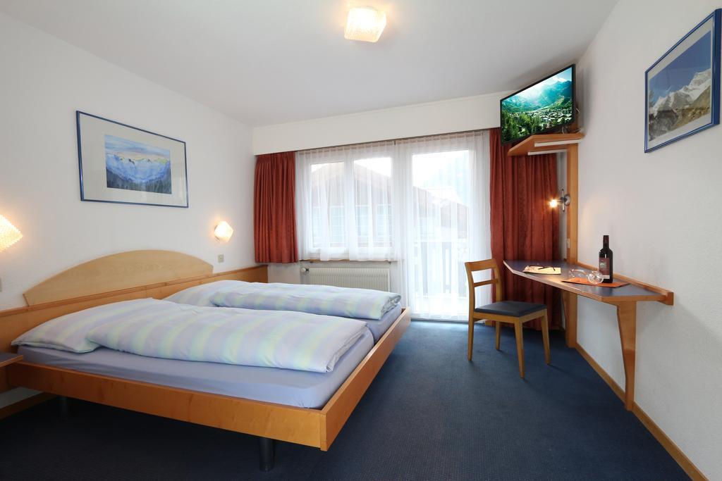 Hotel Garni Domino Saas Fee Exterior foto